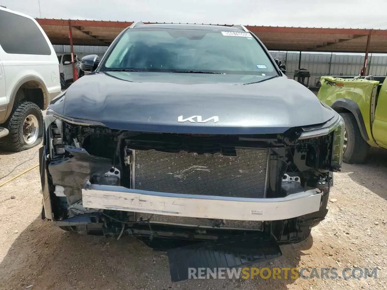 5 Photograph of a damaged car 5XYRL4JC0RG284459 KIA SORENTO 2024