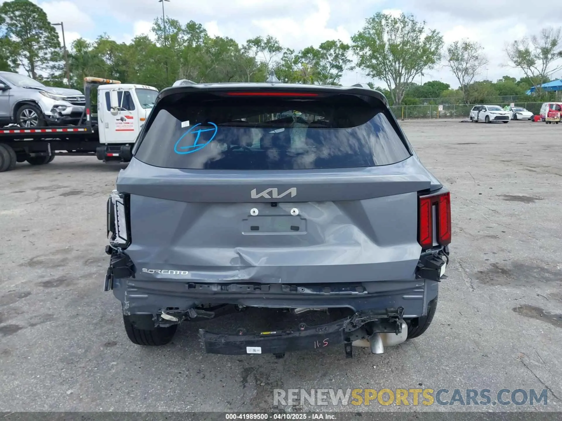 15 Photograph of a damaged car 5XYRL4JC0RG295445 KIA SORENTO 2024