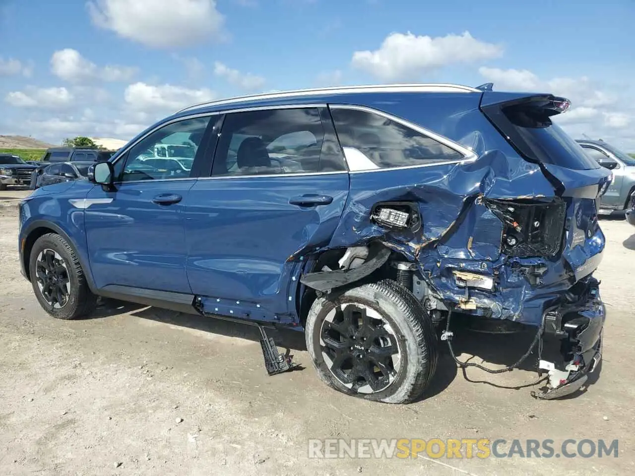 2 Photograph of a damaged car 5XYRL4JC1RG296698 KIA SORENTO 2024