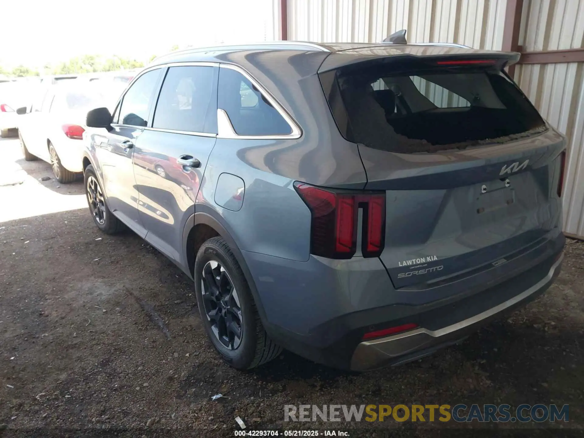 3 Photograph of a damaged car 5XYRL4JC3RG263234 KIA SORENTO 2024