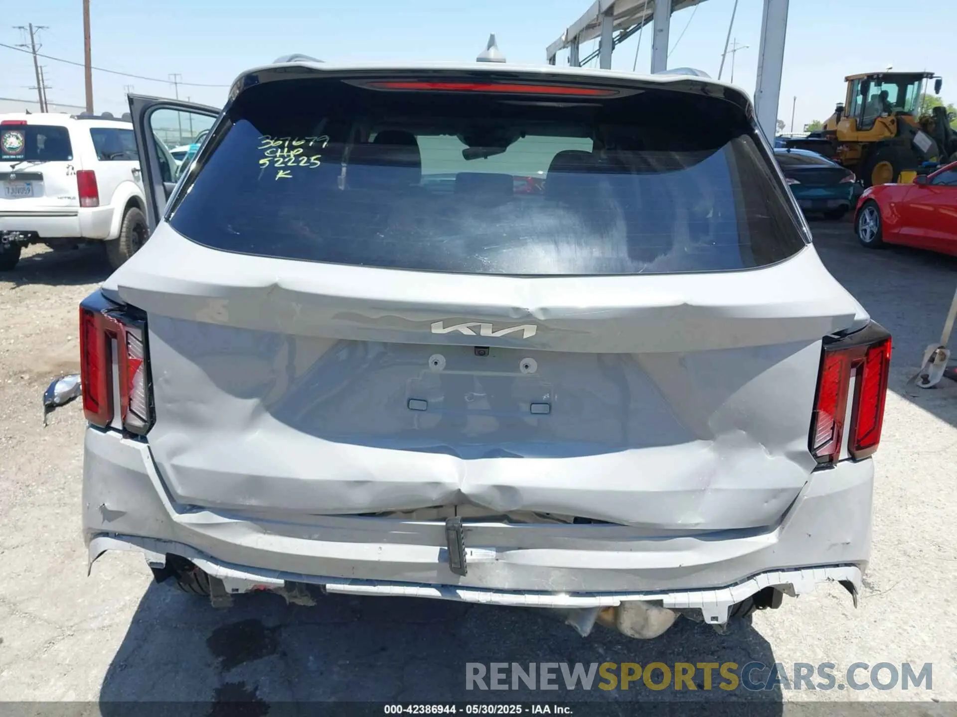 6 Photograph of a damaged car 5XYRL4JC3RG297285 KIA SORENTO 2024