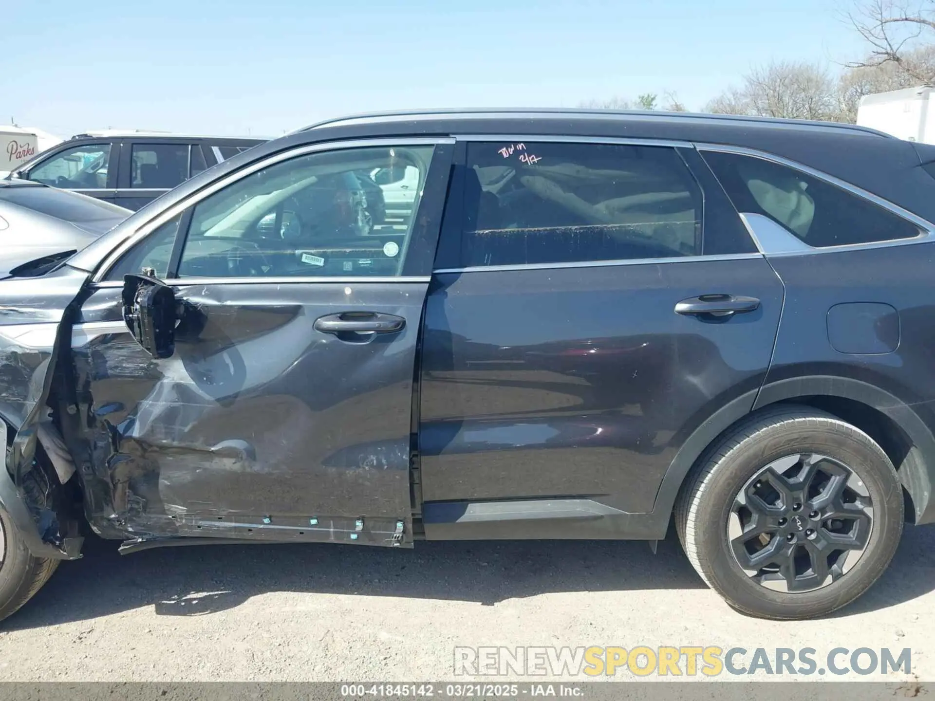 14 Photograph of a damaged car 5XYRL4JC5RG277121 KIA SORENTO 2024