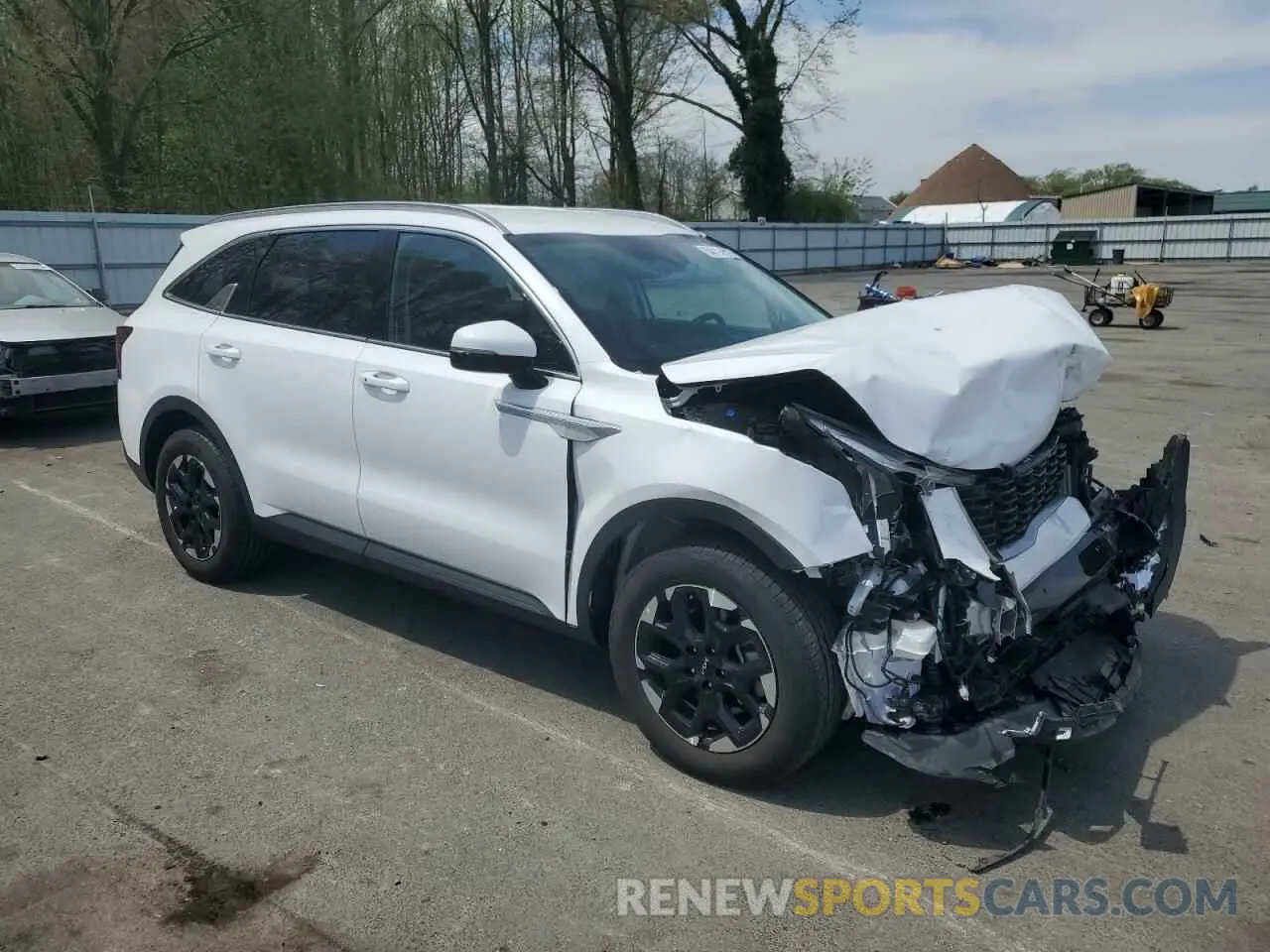 4 Photograph of a damaged car 5XYRL4JC5RG288250 KIA SORENTO 2024