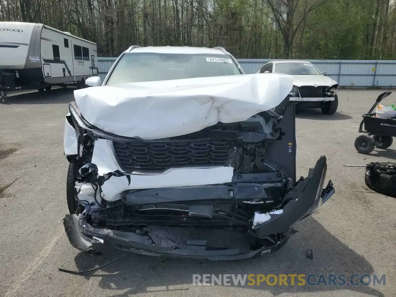 5 Photograph of a damaged car 5XYRL4JC5RG288250 KIA SORENTO 2024