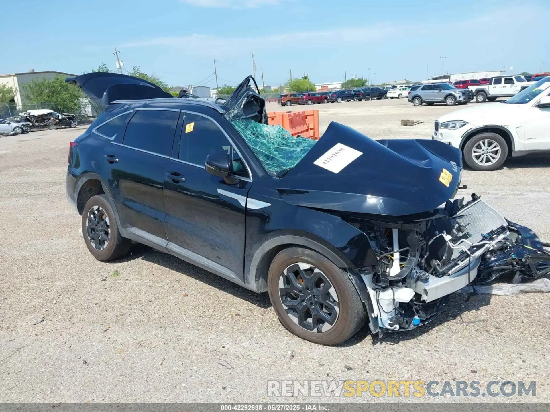 1 Photograph of a damaged car 5XYRL4JC5RG292721 KIA SORENTO 2024
