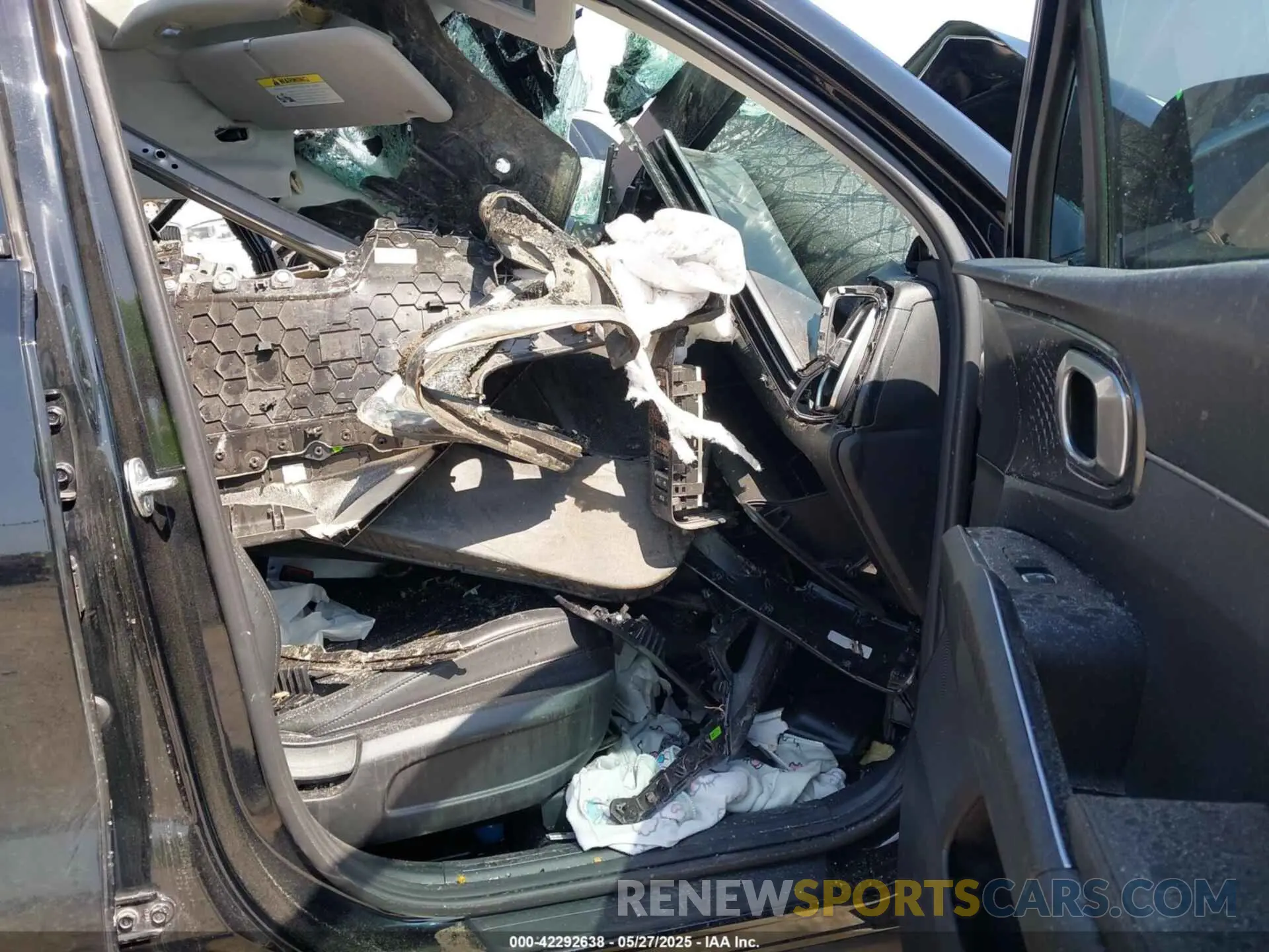 5 Photograph of a damaged car 5XYRL4JC5RG292721 KIA SORENTO 2024