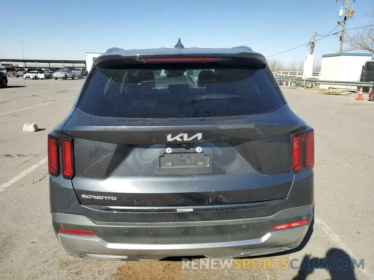 6 Photograph of a damaged car 5XYRL4JC6RG257928 KIA SORENTO 2024