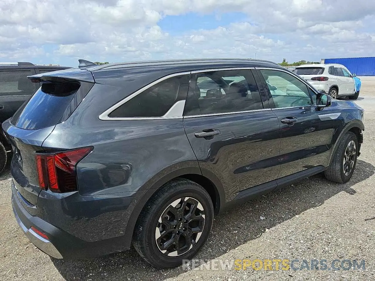 3 Photograph of a damaged car 5XYRL4JC6RG273661 KIA SORENTO 2024