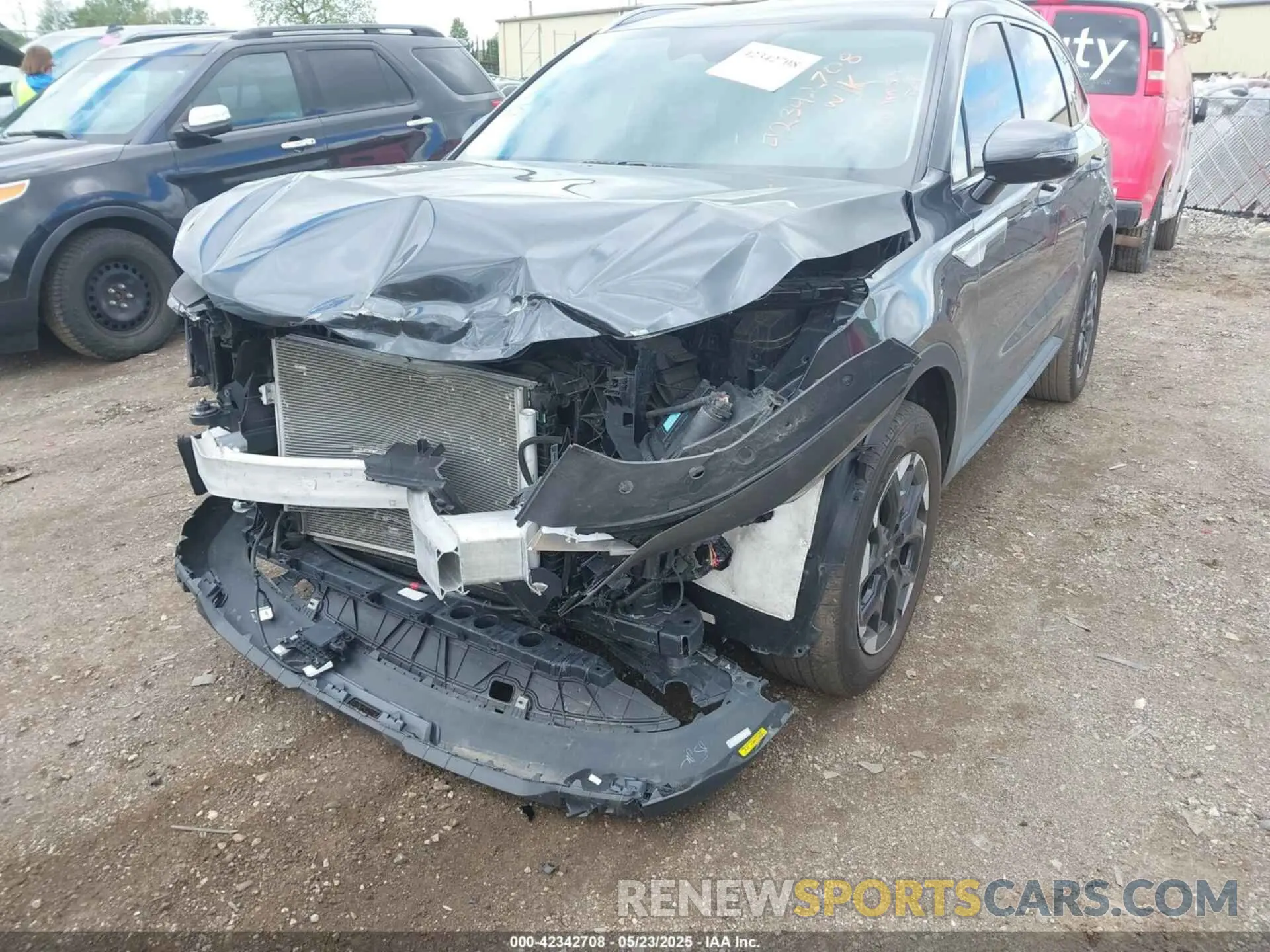 6 Photograph of a damaged car 5XYRL4JCXRG255938 KIA SORENTO 2024