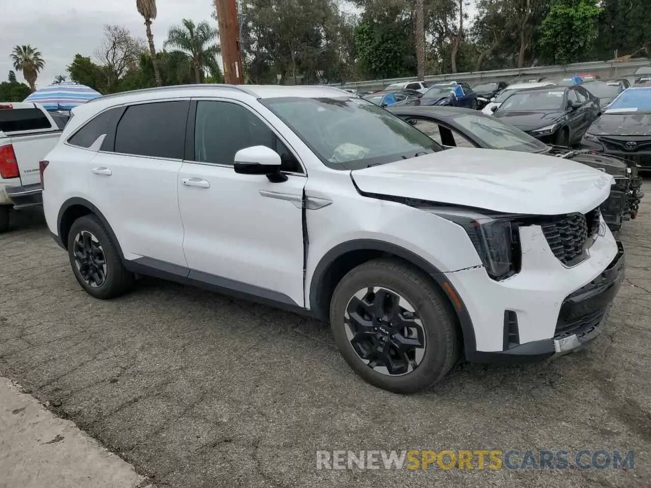4 Photograph of a damaged car 5XYRLDJC0RG261215 KIA SORENTO 2024