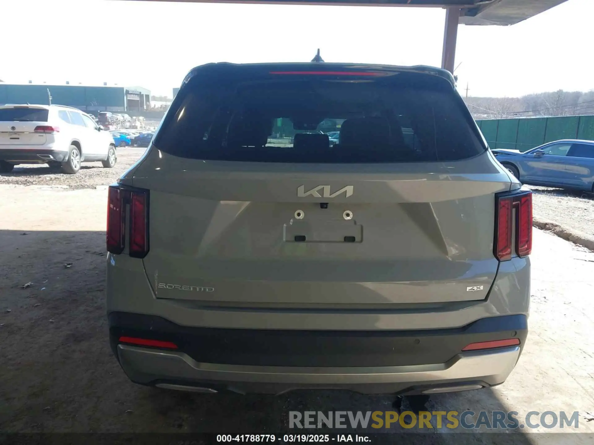 16 Photograph of a damaged car 5XYRLDJC0RG281593 KIA SORENTO 2024
