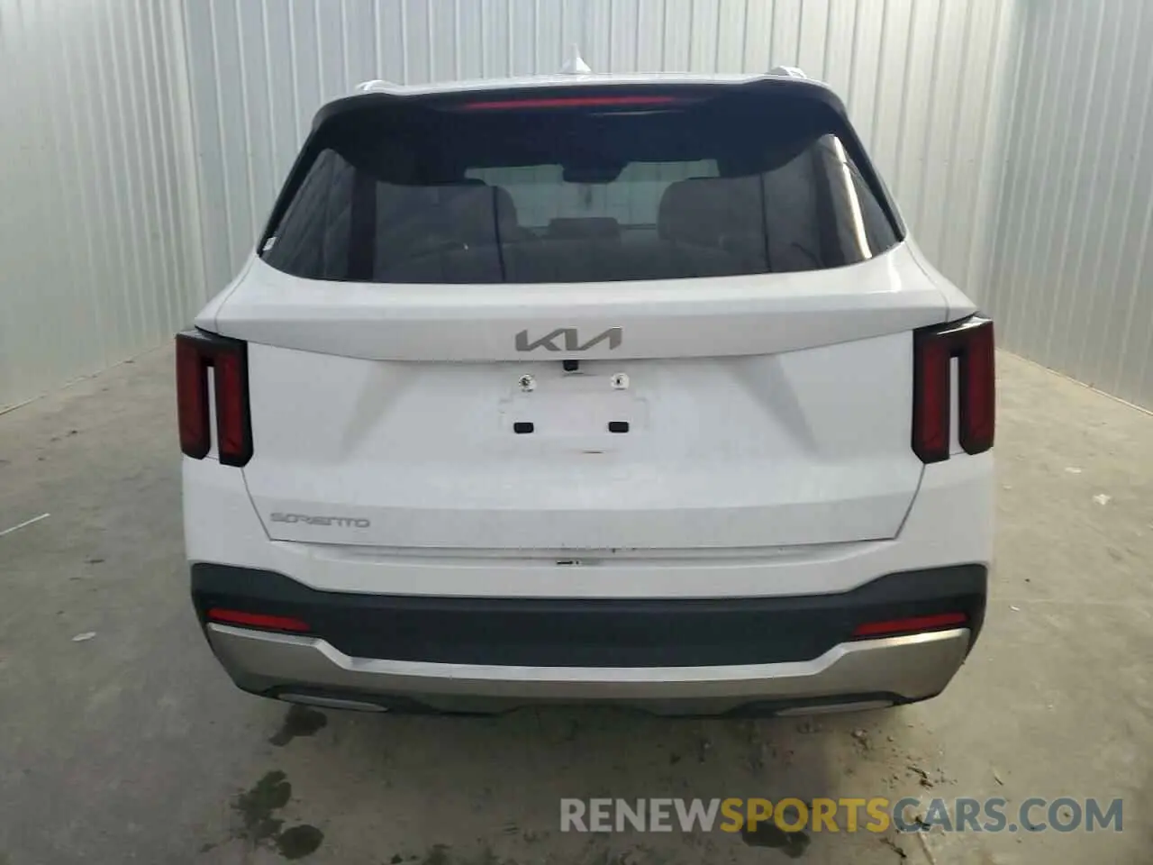 6 Photograph of a damaged car 5XYRLDJC0RG291086 KIA SORENTO 2024