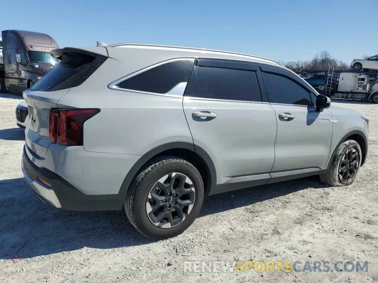 3 Photograph of a damaged car 5XYRLDJC1RG270425 KIA SORENTO 2024