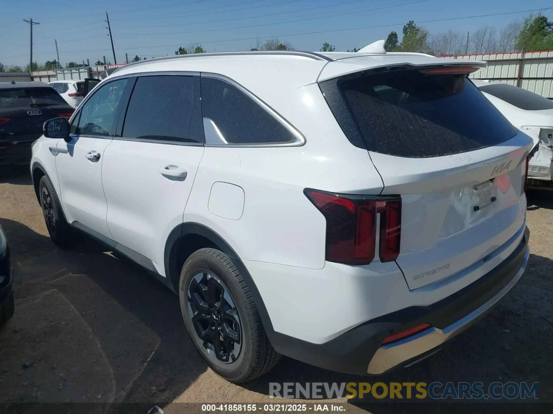 3 Photograph of a damaged car 5XYRLDJC3RG283404 KIA SORENTO 2024