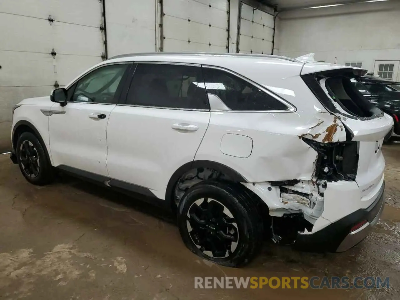 2 Photograph of a damaged car 5XYRLDJC5RG260643 KIA SORENTO 2024