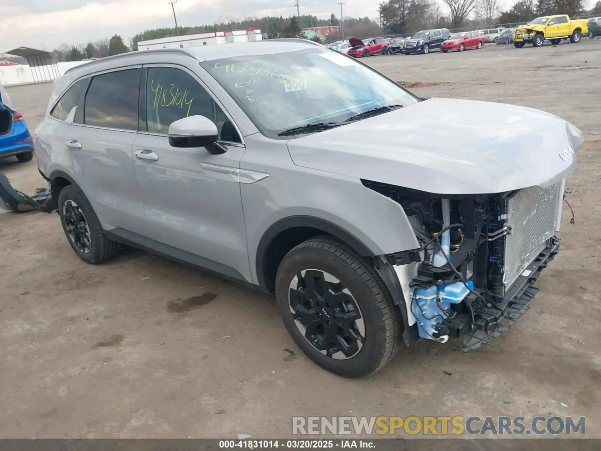 1 Photograph of a damaged car 5XYRLDJC9RG258376 KIA SORENTO 2024