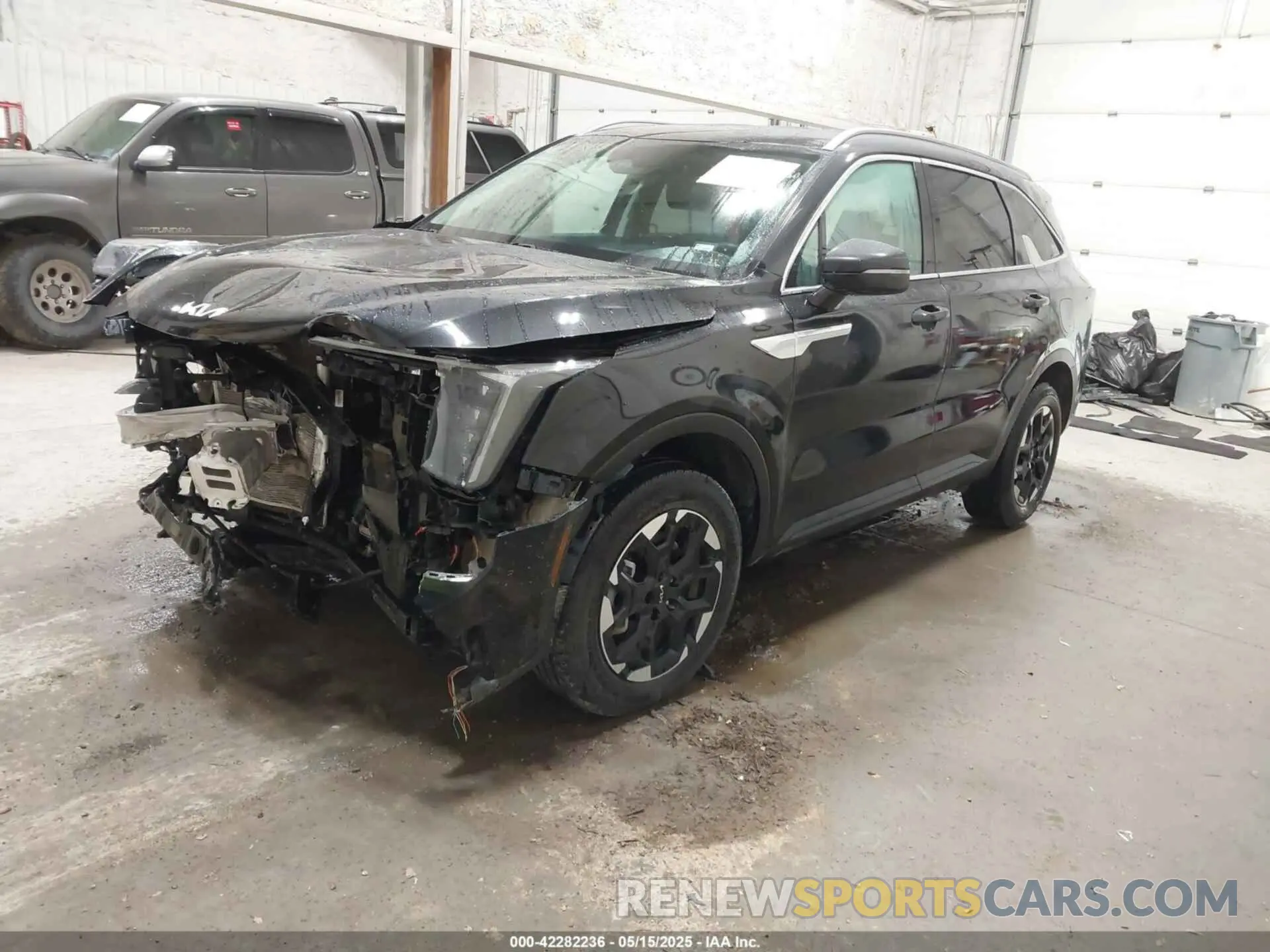 2 Photograph of a damaged car 5XYRLDJC9RG261052 KIA SORENTO 2024