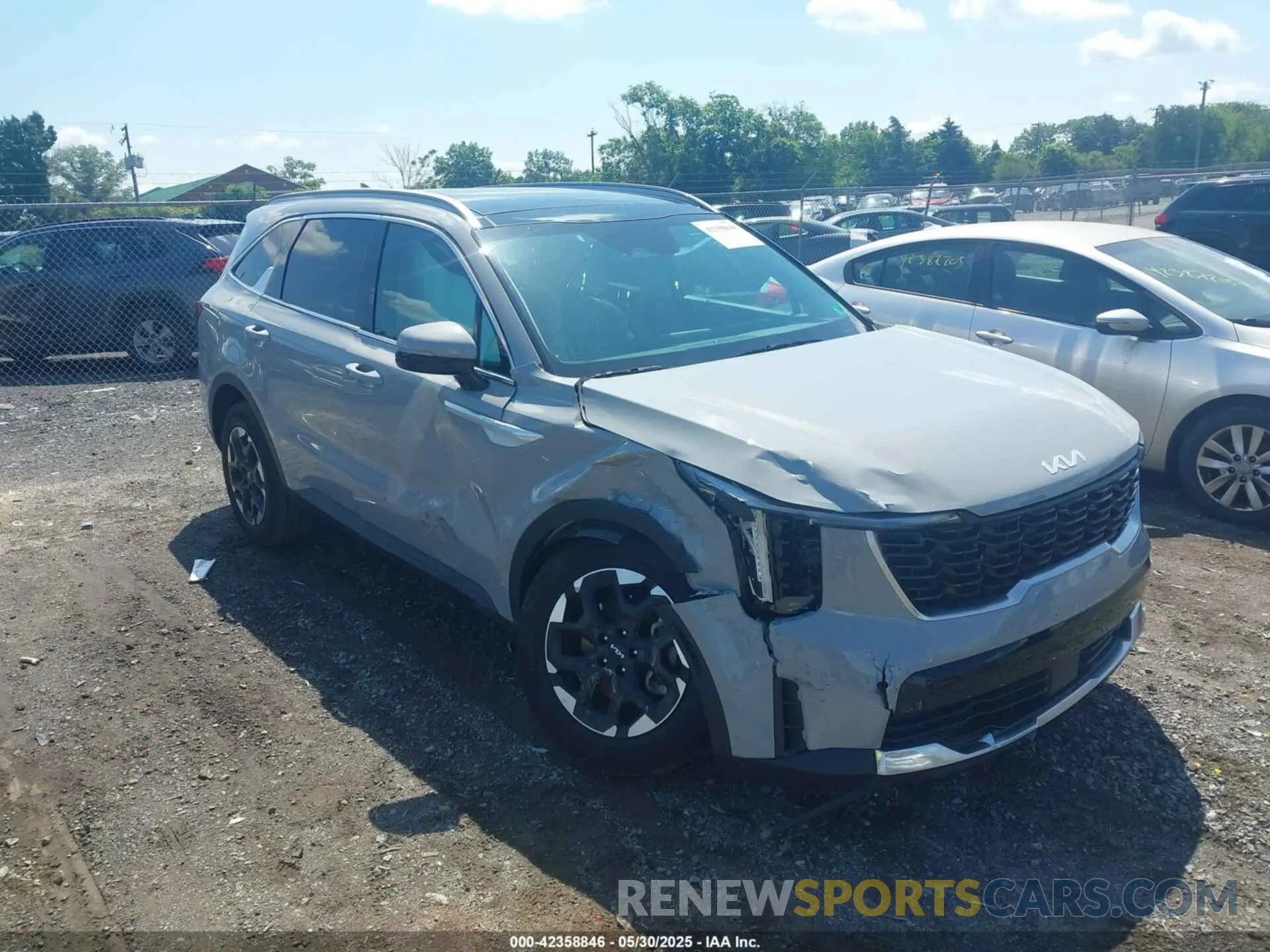 1 Photograph of a damaged car 5XYRLDJC9RG272875 KIA SORENTO 2024