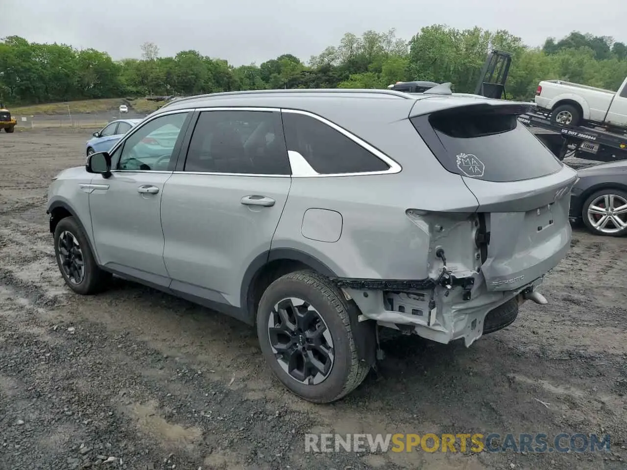 2 Photograph of a damaged car 5XYRLDJC9RG305499 KIA SORENTO 2024