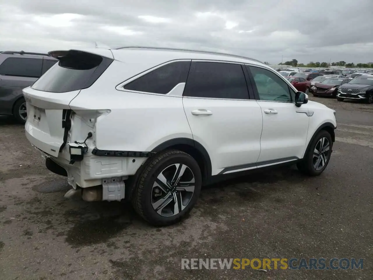 3 Photograph of a damaged car KNDRHDLG6R5235664 KIA SORENTO 2024