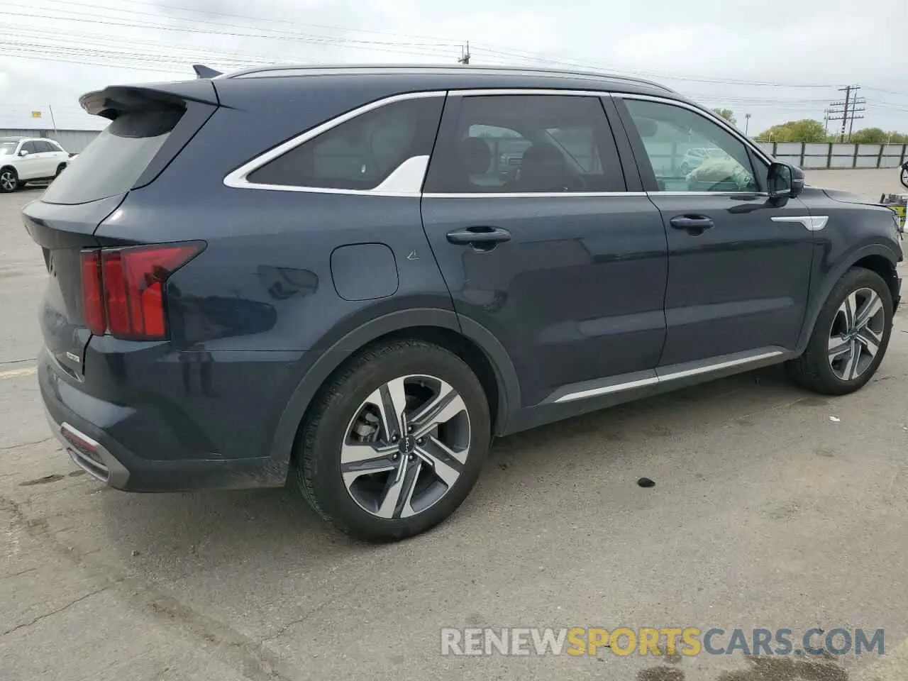 3 Photograph of a damaged car KNDRMDLH5R5236308 KIA SORENTO 2024