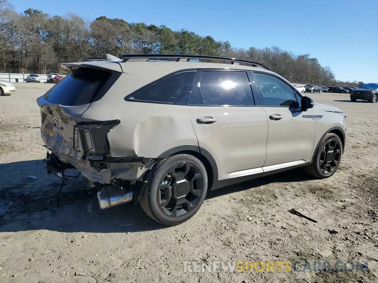 3 Photograph of a damaged car 5XYRHDJF4SG325645 KIA SORENTO 2025
