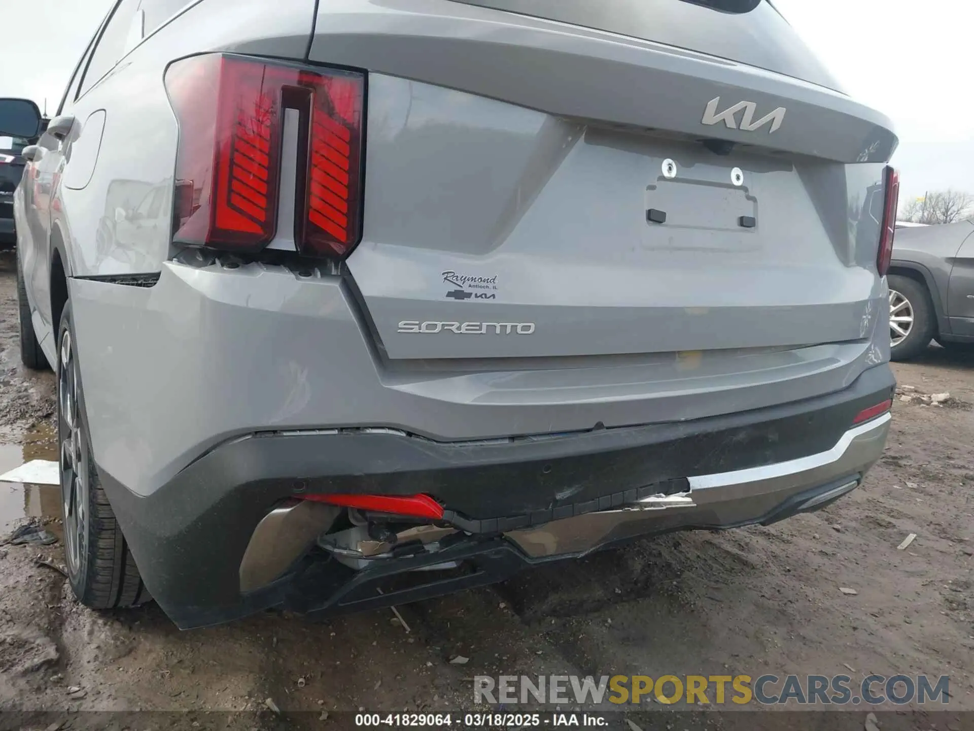 6 Photograph of a damaged car 5XYRK4JF1SG323059 KIA SORENTO 2025