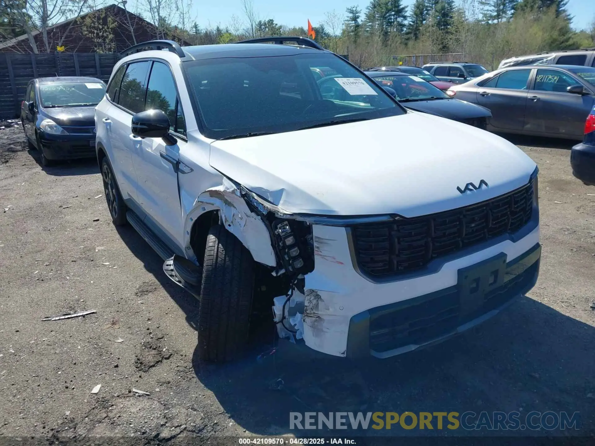 1 Photograph of a damaged car 5XYRKDJF0SG377999 KIA SORENTO 2025