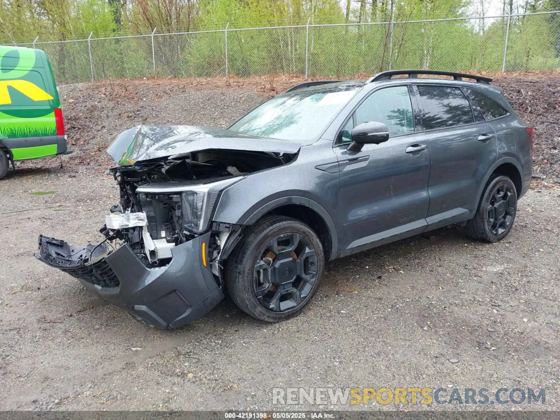 2 Photograph of a damaged car 5XYRKDJF1SG310649 KIA SORENTO 2025