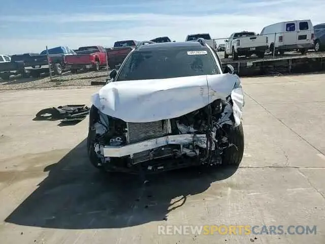 11 Photograph of a damaged car 5XYRKDJF1SG316368 KIA SORENTO 2025