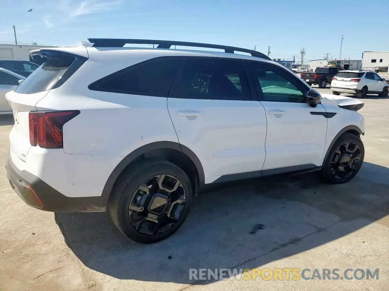 3 Photograph of a damaged car 5XYRKDJF1SG316368 KIA SORENTO 2025