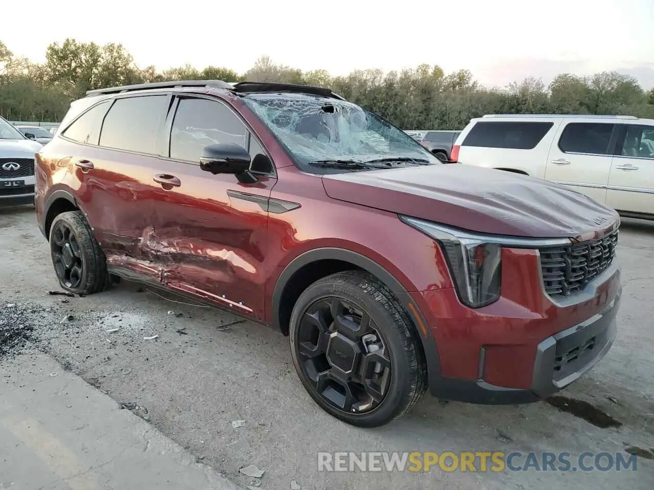 4 Photograph of a damaged car 5XYRKDJF3SG316968 KIA SORENTO 2025