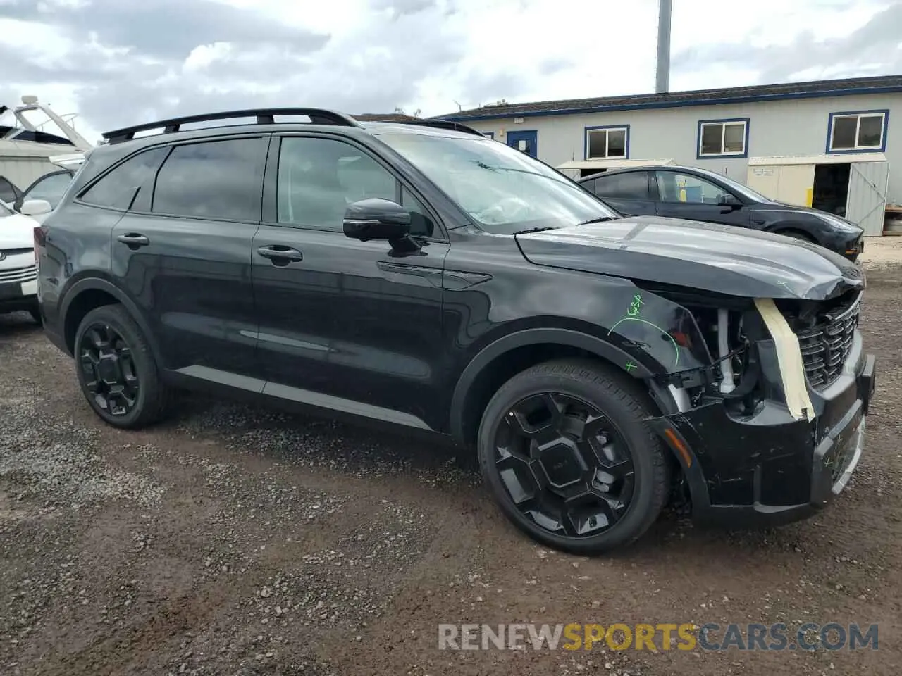 4 Photograph of a damaged car 5XYRKDJF8SG338612 KIA SORENTO 2025