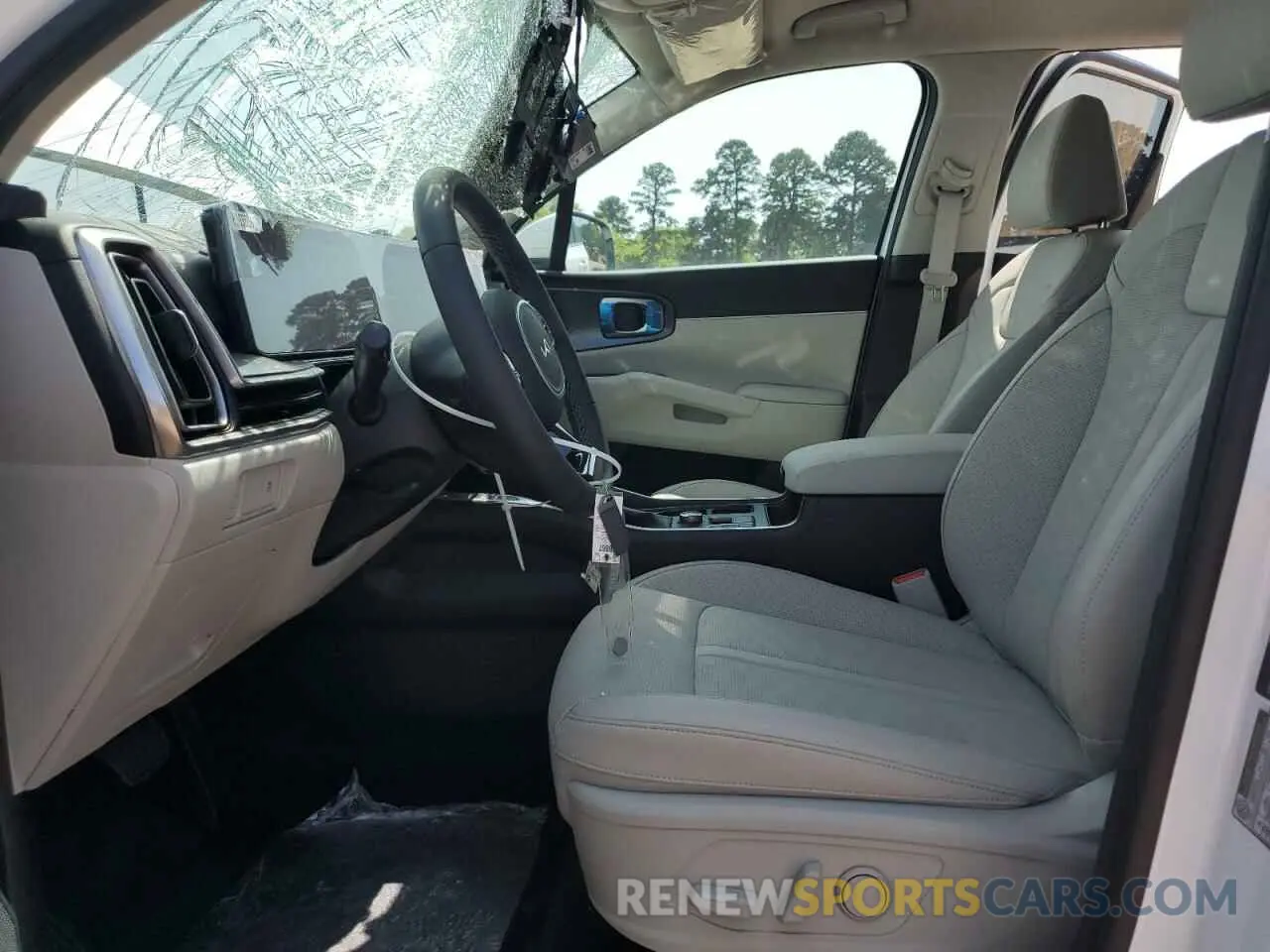 7 Photograph of a damaged car 5XYRL4JC2SG335367 KIA SORENTO 2025