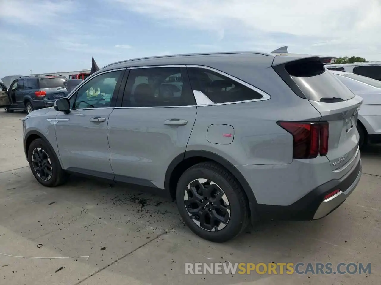 2 Photograph of a damaged car 5XYRL4JC3SG336110 KIA SORENTO 2025