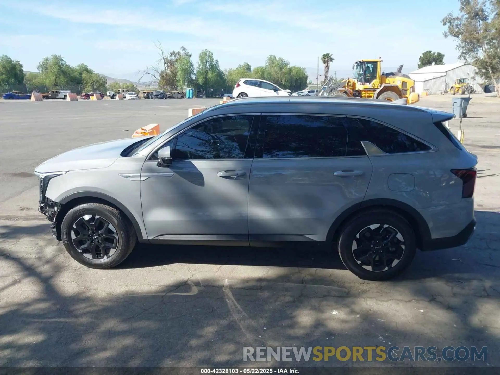 15 Photograph of a damaged car 5XYRL4JC4SG324838 KIA SORENTO 2025