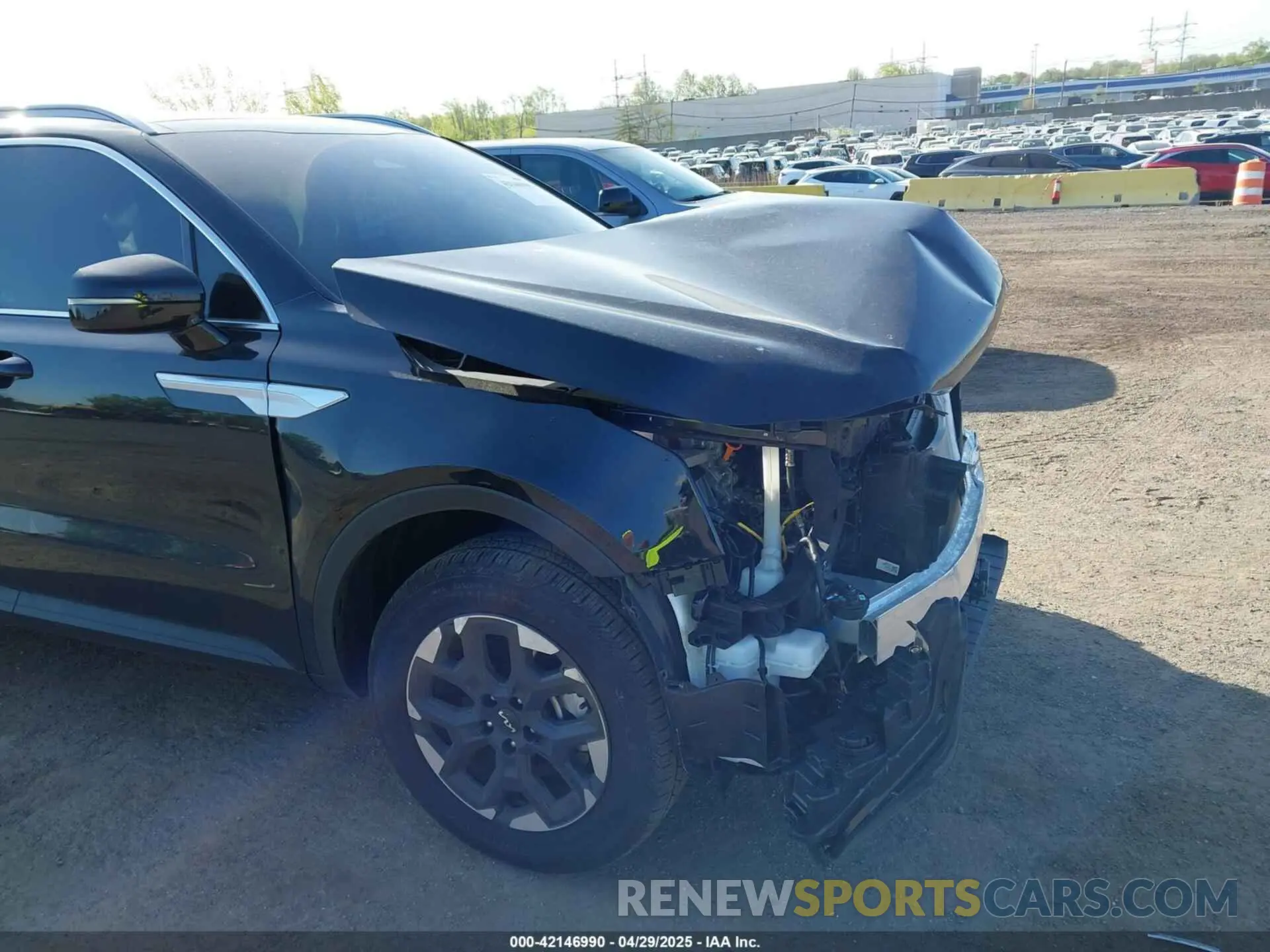 17 Photograph of a damaged car 5XYRLDJC0SG349235 KIA SORENTO 2025