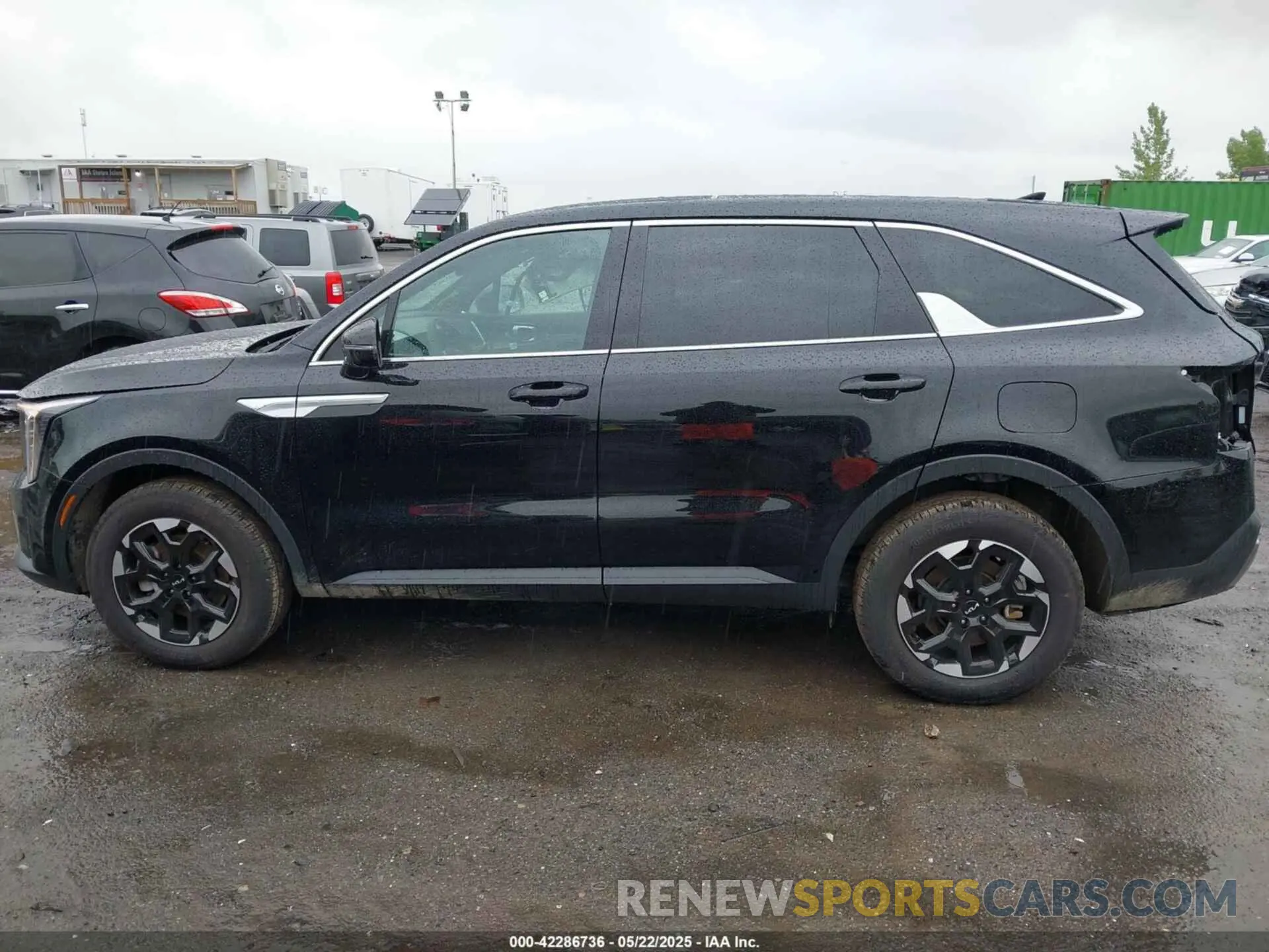 14 Photograph of a damaged car 5XYRLDJC6SG328292 KIA SORENTO 2025