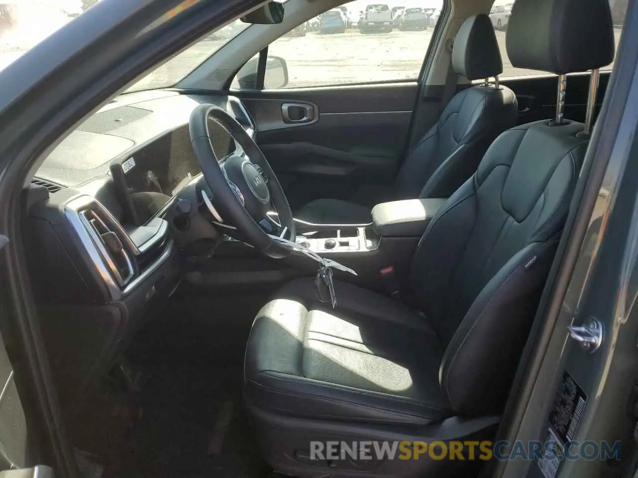 7 Photograph of a damaged car KNDRHDJGXS5321150 KIA SORENTO 2025
