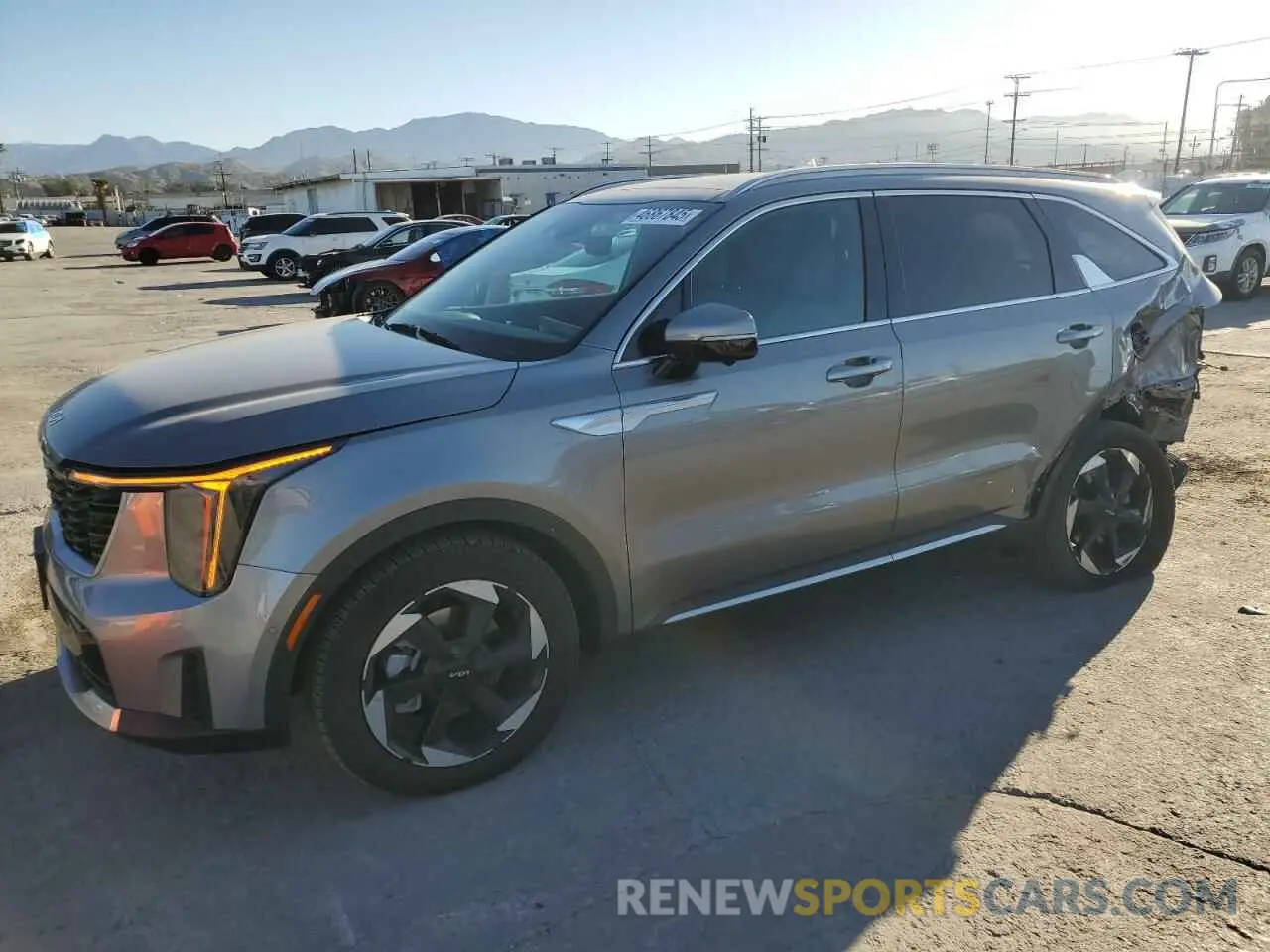 1 Photograph of a damaged car KNDRKDJG0S5333762 KIA SORENTO 2025