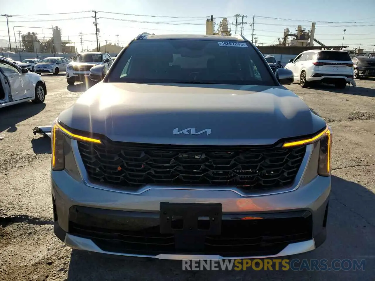 5 Photograph of a damaged car KNDRKDJG0S5333762 KIA SORENTO 2025