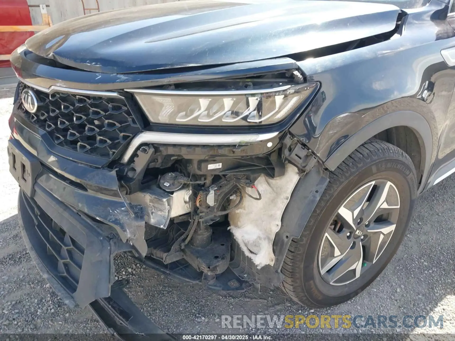 6 Photograph of a damaged car KNDRG4LG5M5057404 KIA SORENTO HYBRID 2021