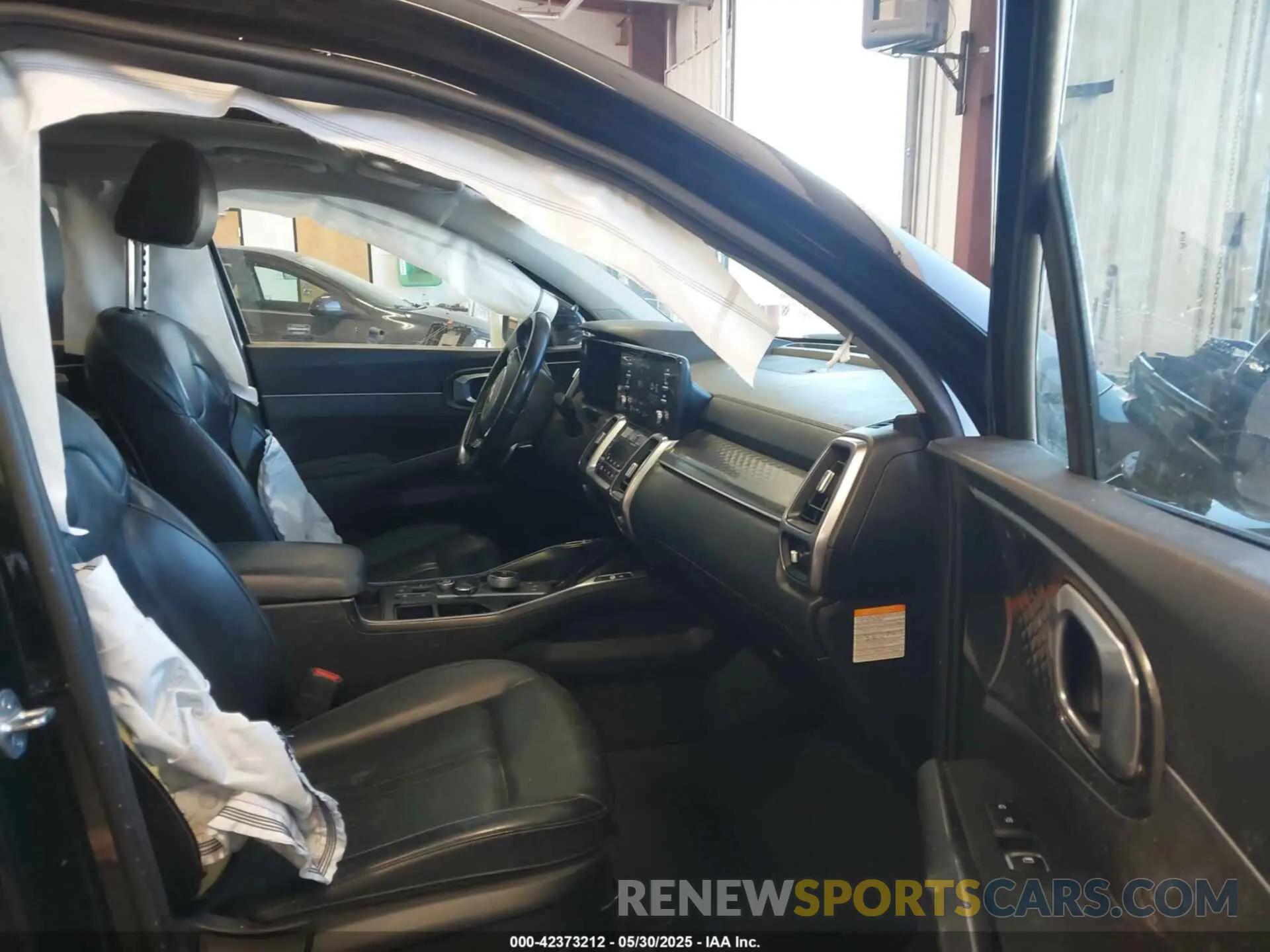 5 Photograph of a damaged car KNDRH4LG3M5018873 KIA SORENTO HYBRID 2021