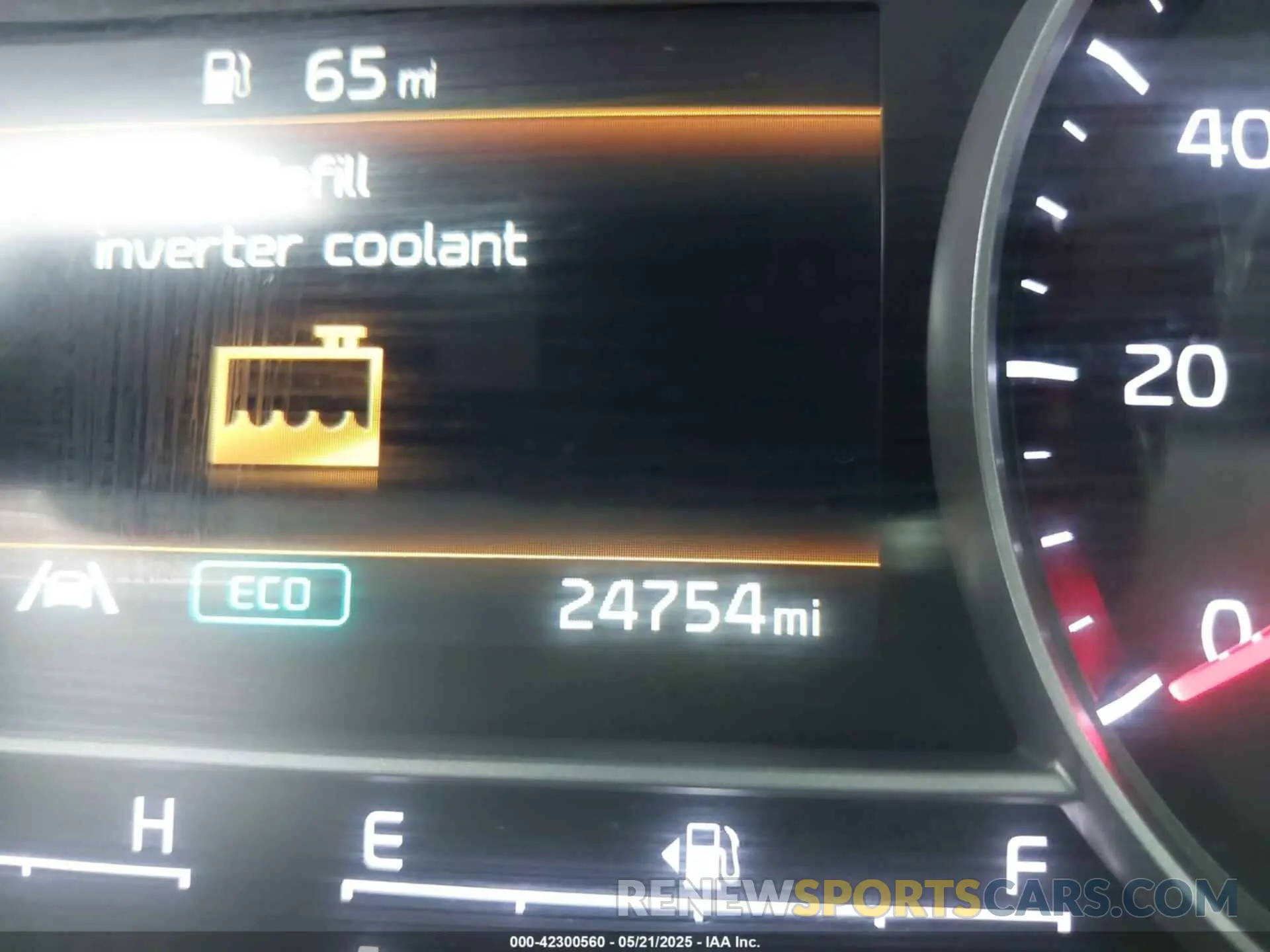 16 Photograph of a damaged car KNDRH4LG8M5035166 KIA SORENTO HYBRID 2021