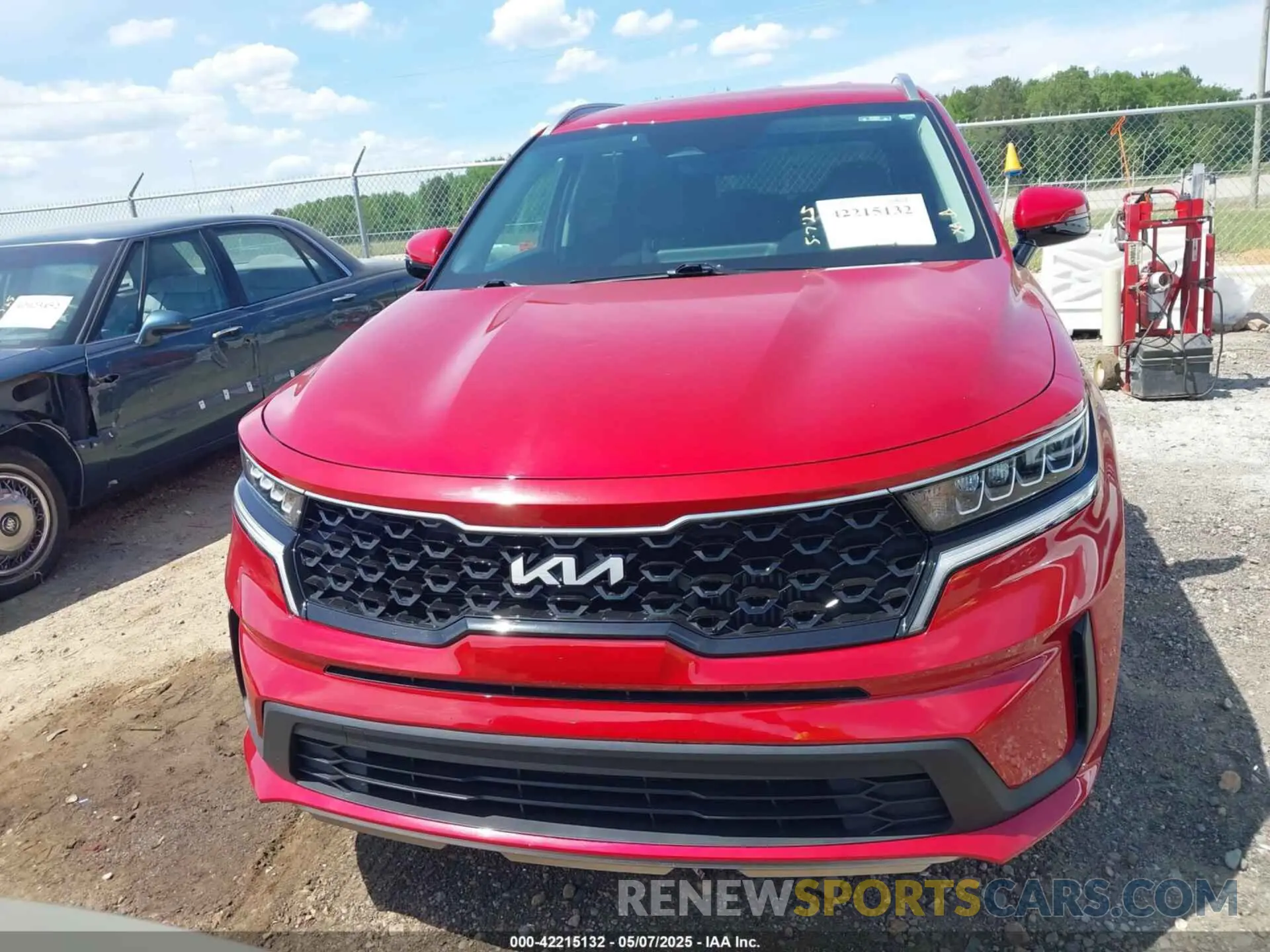 12 Photograph of a damaged car KNDRG4LG0N5113069 KIA SORENTO HYBRID 2022