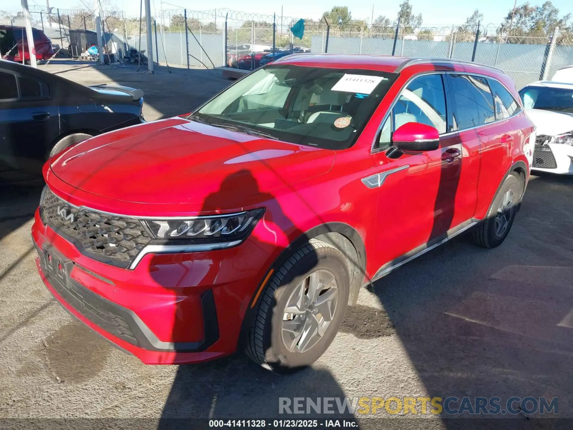 2 Photograph of a damaged car KNDRG4LG2N5092824 KIA SORENTO HYBRID 2022