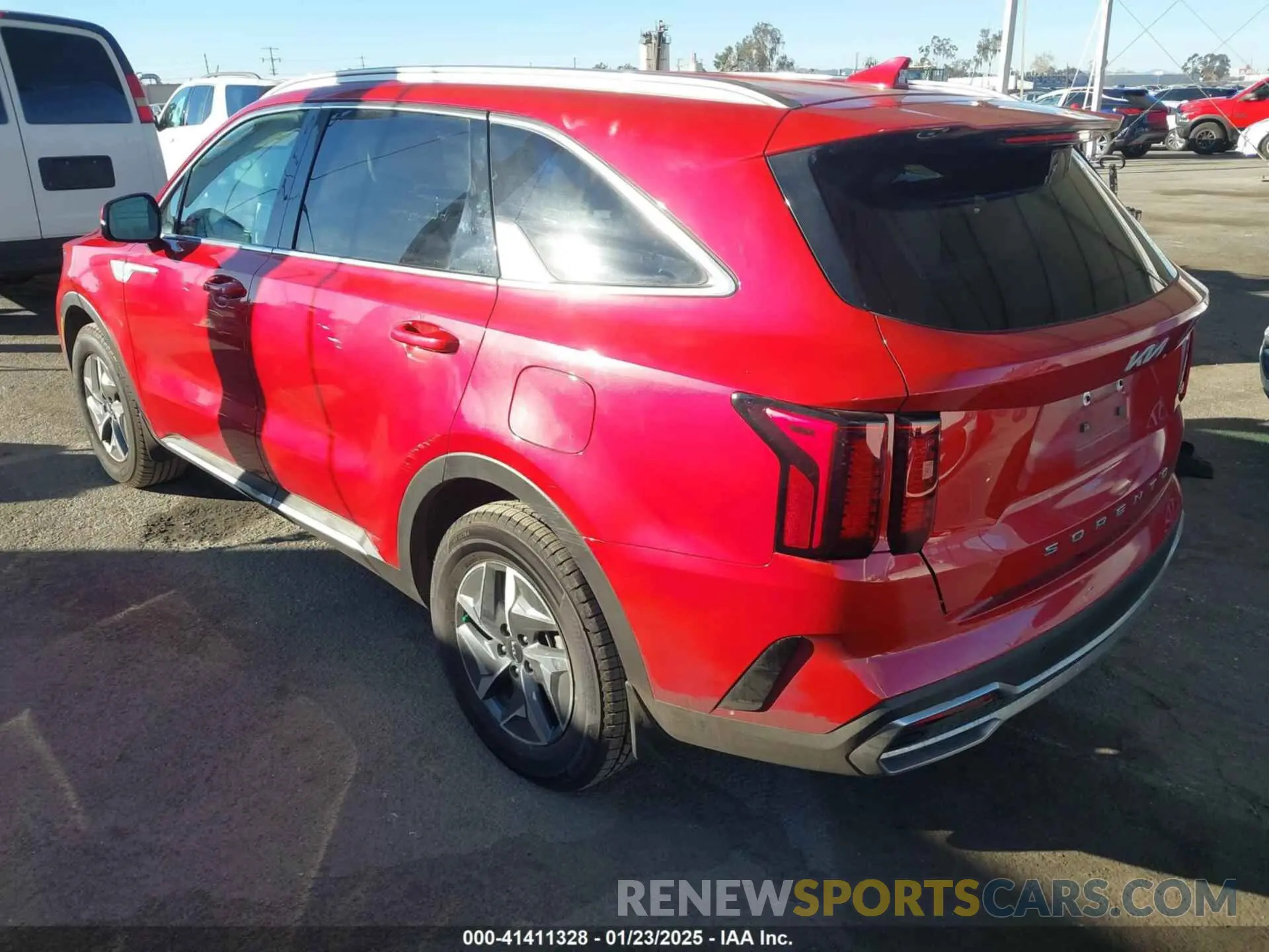 3 Photograph of a damaged car KNDRG4LG2N5092824 KIA SORENTO HYBRID 2022
