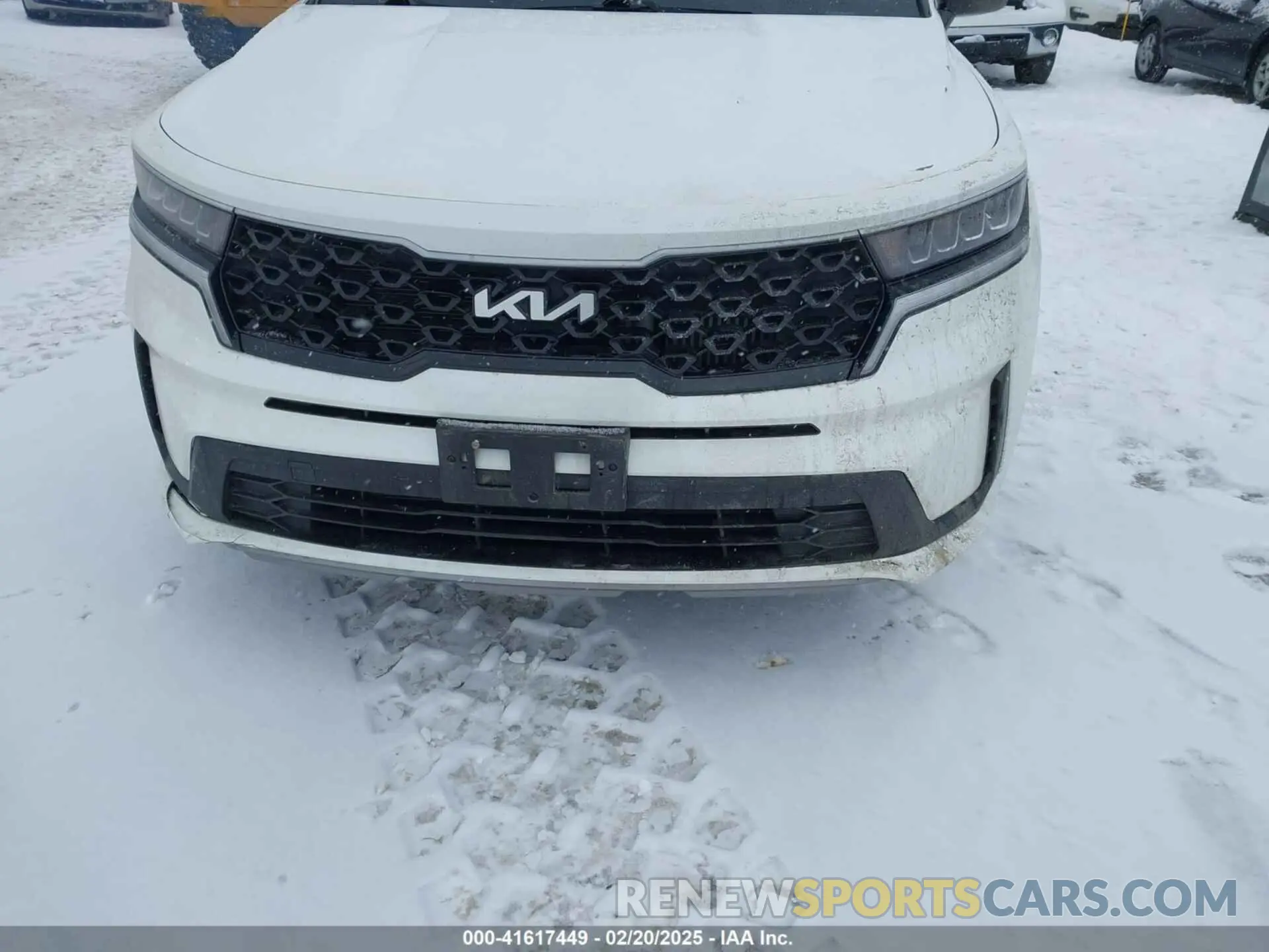 12 Photograph of a damaged car KNDRG4LG4N5102155 KIA SORENTO HYBRID 2022