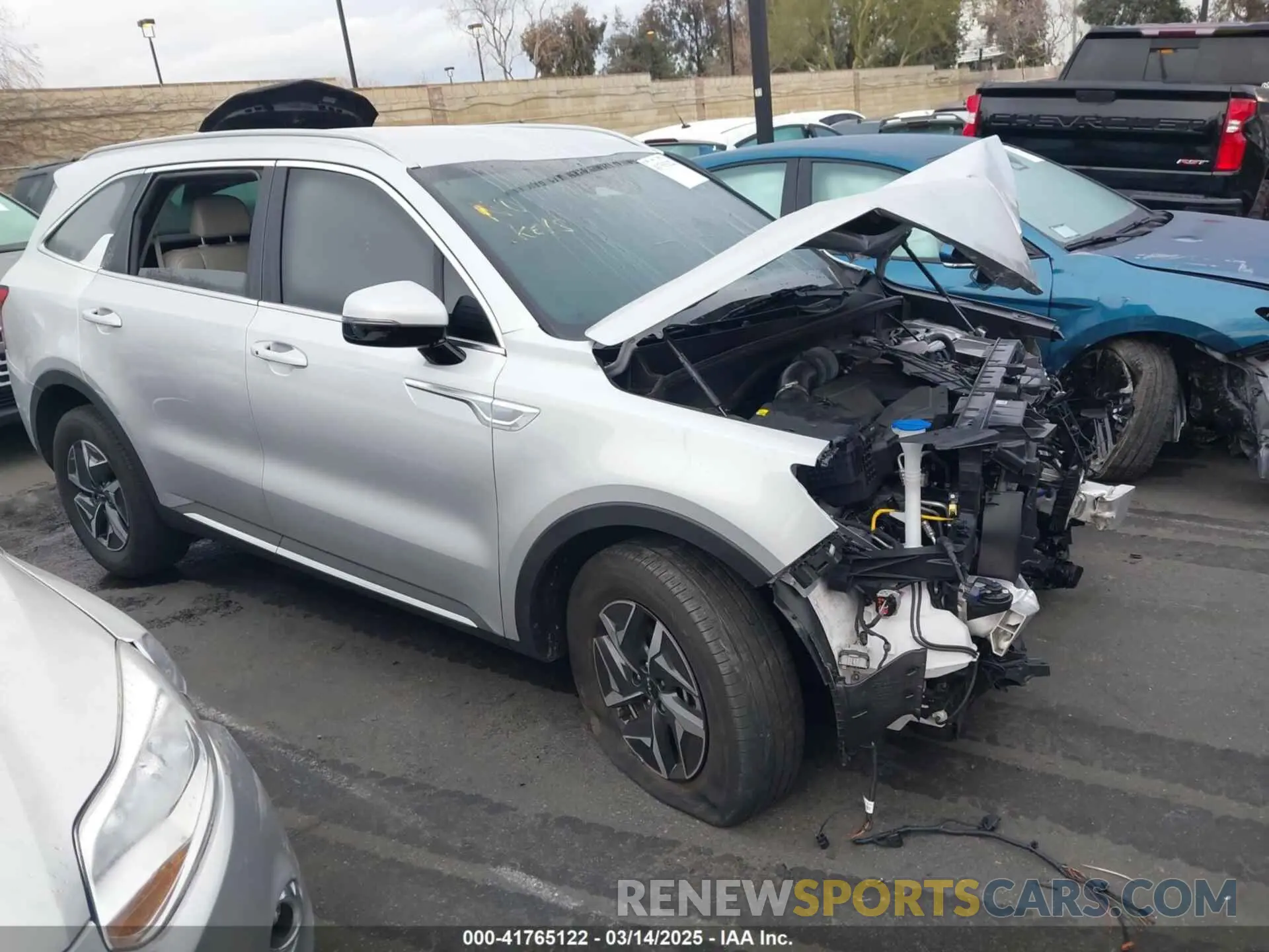 1 Photograph of a damaged car KNDRH4LG1P5156822 KIA SORENTO HYBRID 2023