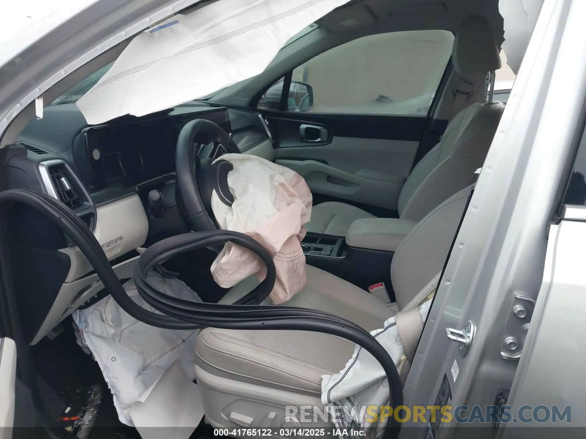 5 Photograph of a damaged car KNDRH4LG1P5156822 KIA SORENTO HYBRID 2023